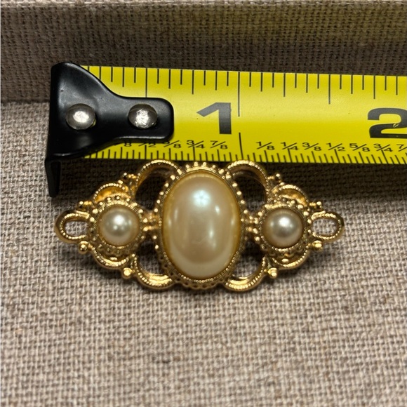 Vintage Gold Tone Faux Pearl Brooch - Victorian Revival Filigree Pin - Picture 11 of 11
